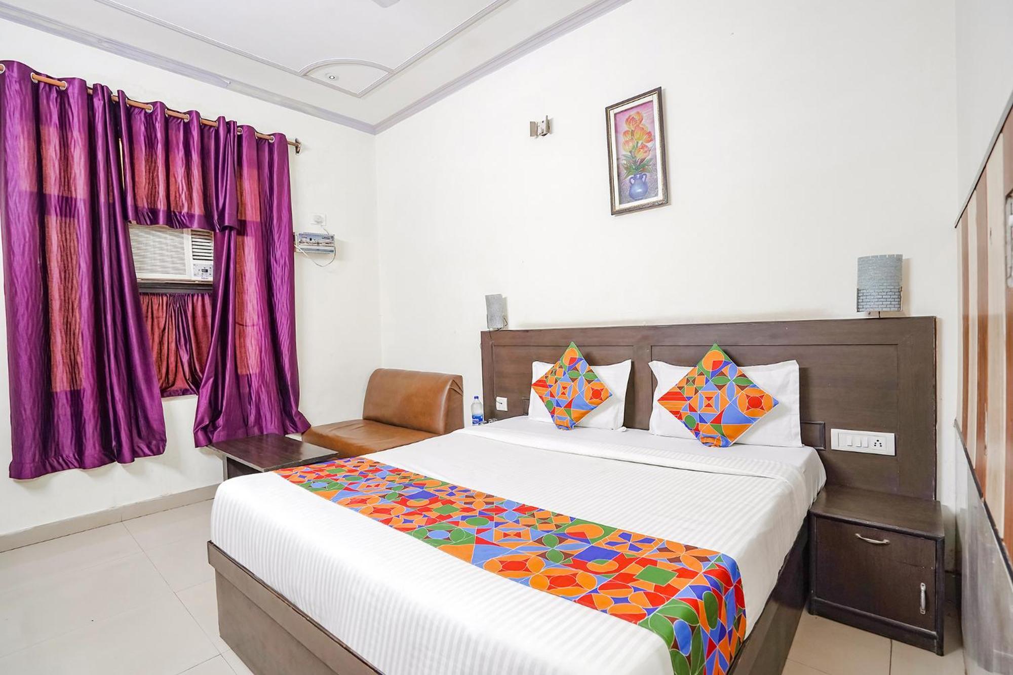 Fabhotel Prashant Palace Майсур Экстерьер фото